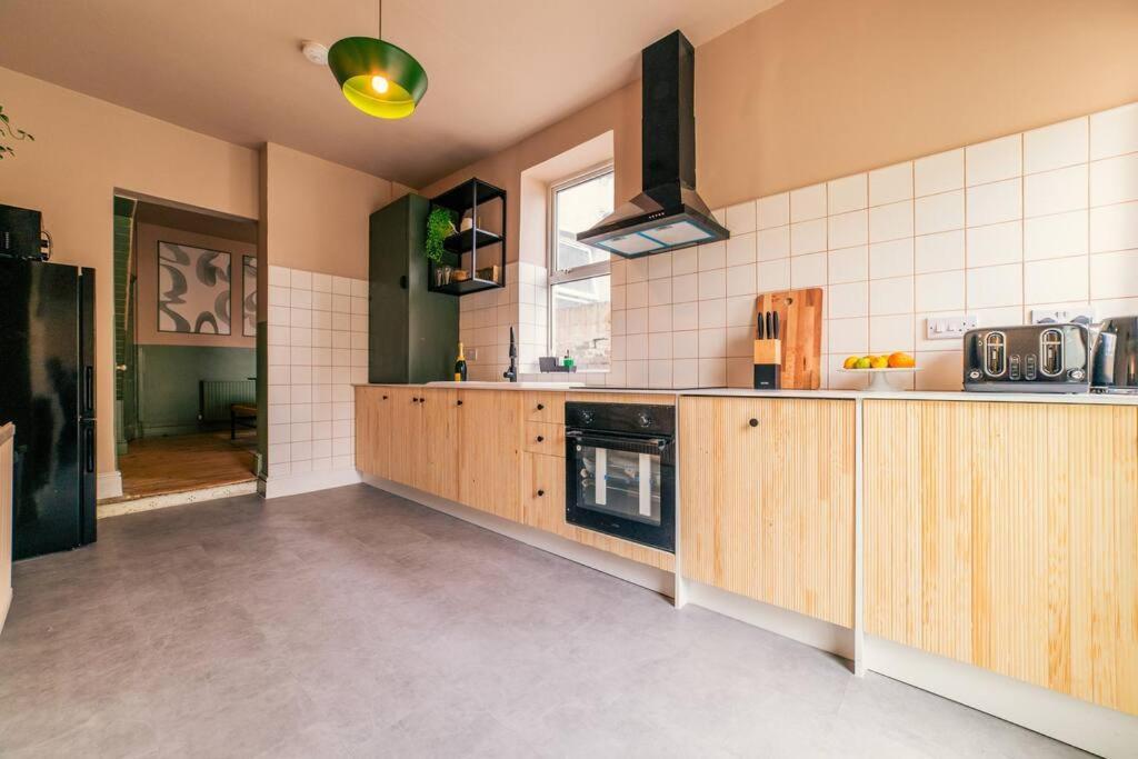 Kim'S City Escape Cardiff Zewnętrze zdjęcie
